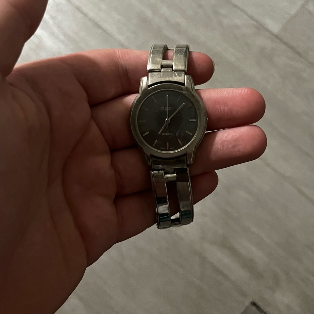 Vintage Gucci watch